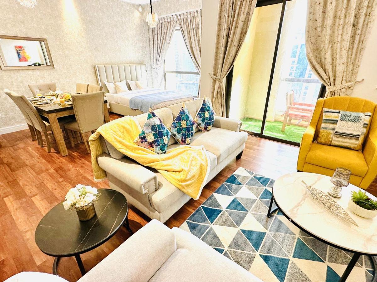 Luxury Casa - Indigo Sea View Apartment Jbr Beach 2Br Дубай Екстер'єр фото