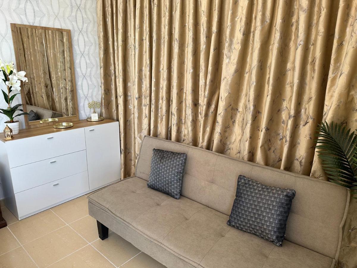 Luxury Casa - Indigo Sea View Apartment Jbr Beach 2Br Дубай Екстер'єр фото